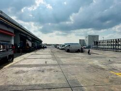 Enterprise One (D14), Factory #570055141